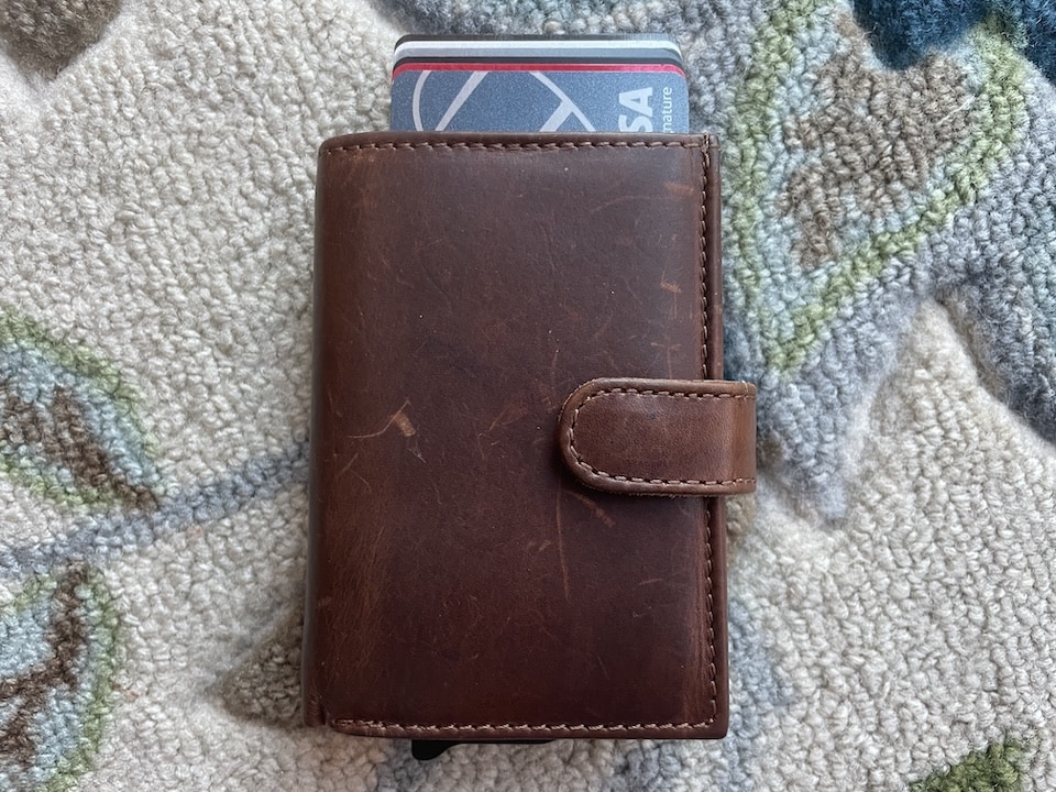 credit cards in wallet Compact Leather Wallet Lady Conceal Nova RFID