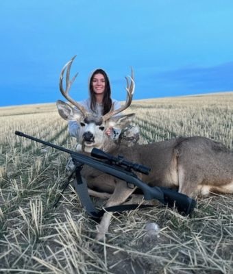 Cassidy Orr young hunter feature