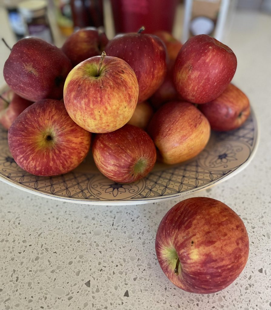 ingredients for apple butter 2
