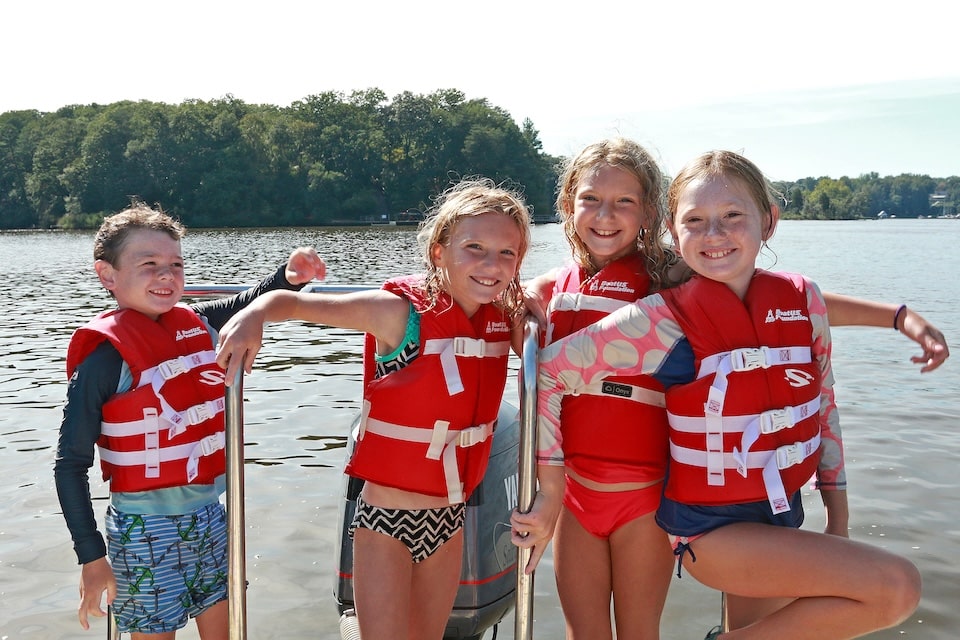 boat us life jacket loaner kids