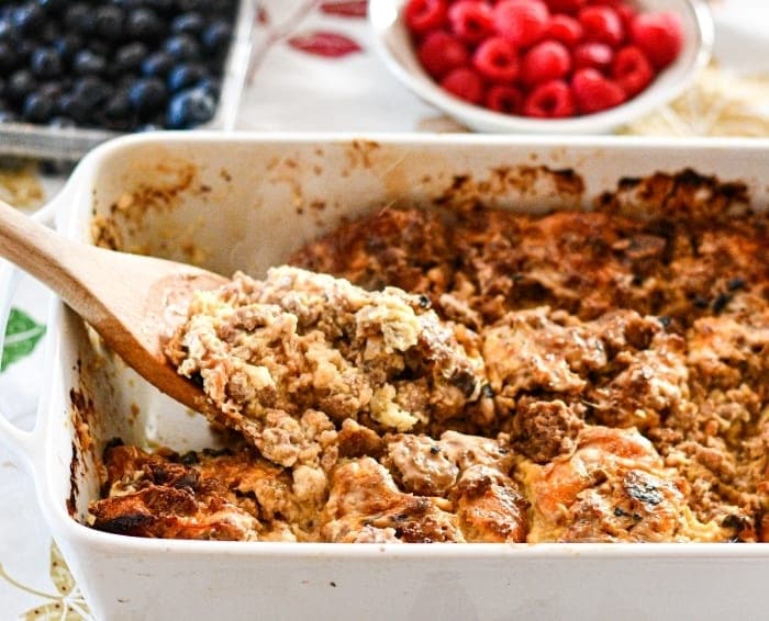 Easy Sausage & Egg Casserole