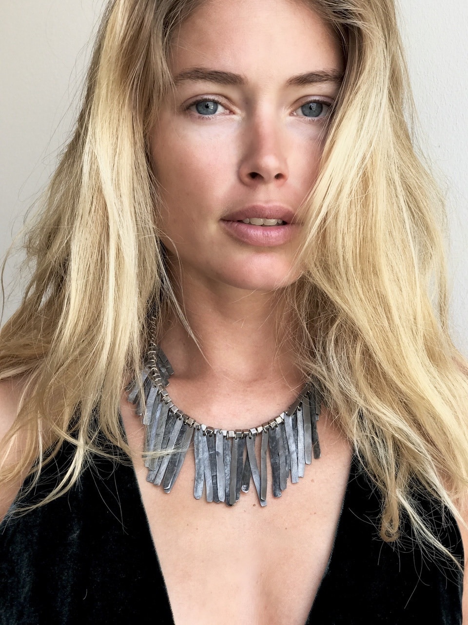 Super model Doutzen Kroes Original snare necklace HR