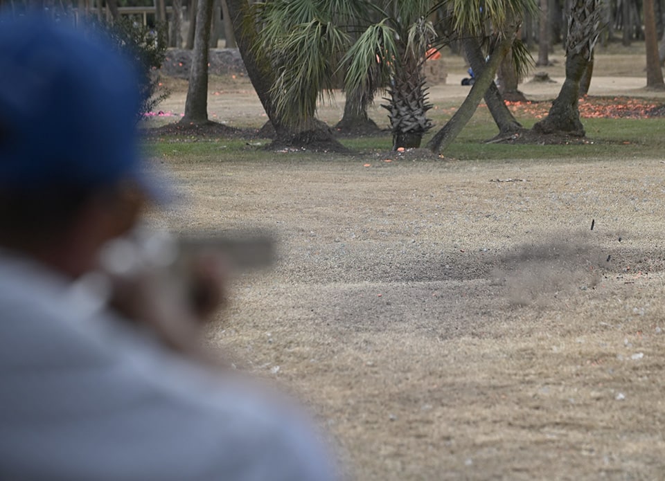 rabbit-shooter Breaking Bunnies on the Clay Range