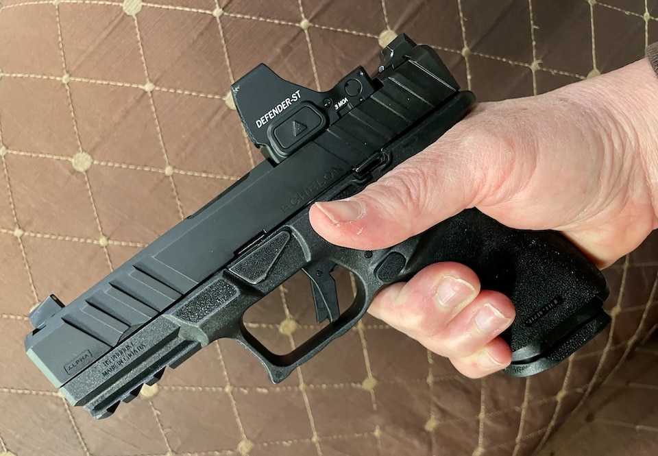 Echelon alpha in hand
