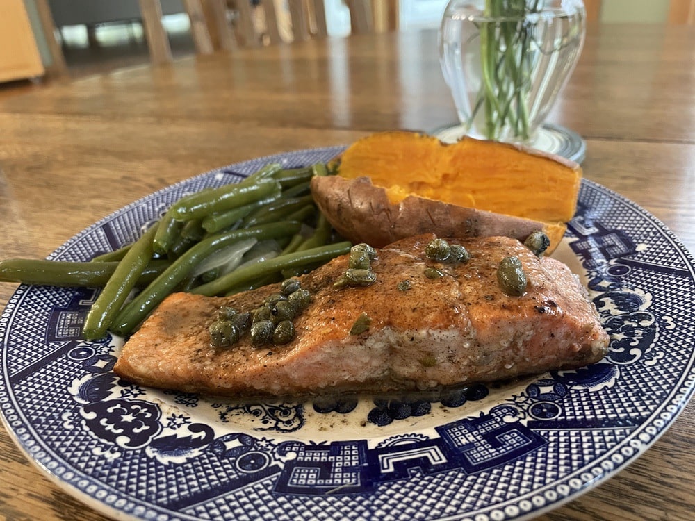 Sauce one-pan salmon piccata Eat Wild cookbook Seafood of Alaska