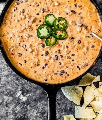 venison queso dip feature