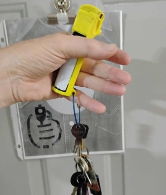 Is Carrying Pepper Spray Really Effortles feature