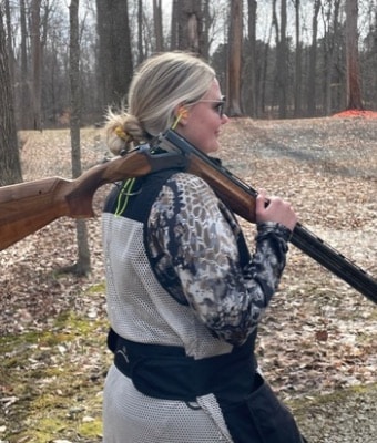 Ladies Country shotgun feature